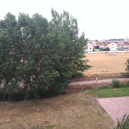 Vivienda Briviesca La Vega Appartement Buitenkant foto
