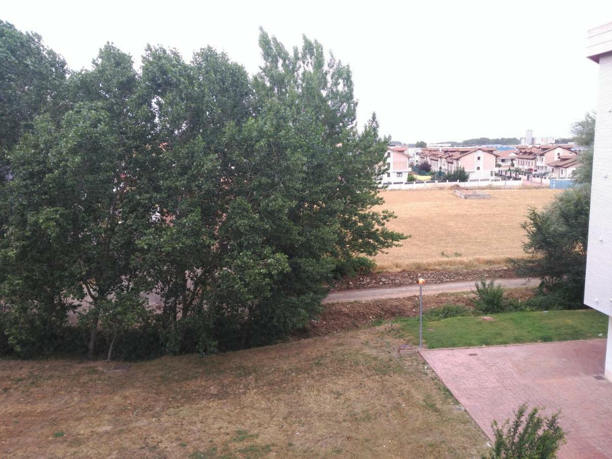 Vivienda Briviesca La Vega Appartement Buitenkant foto